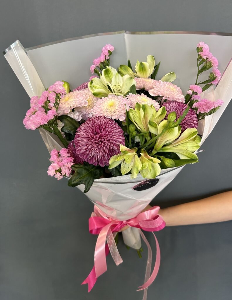 Amouria Blumen Klagenfurt Kärnten Lieferung online bestellen Blumenstrauß Pink Serenade, Chrysanthemen, Alstromerie,Limonium